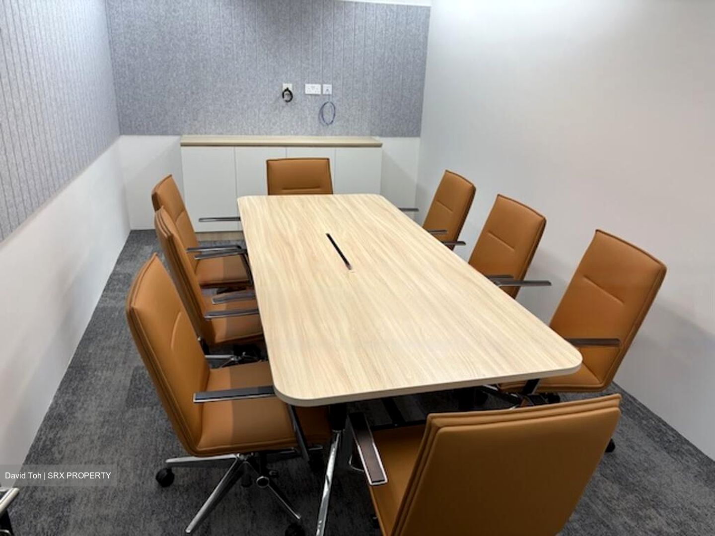 Republic Plaza (D1), Office #484332311